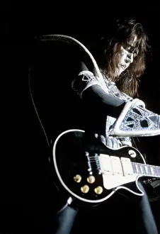 Kiss Performing