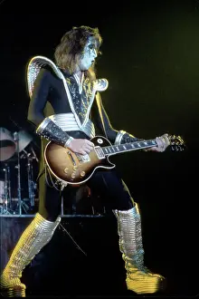 Kiss Performing