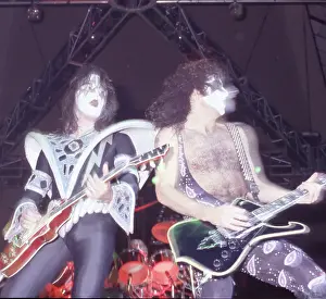 Kiss Performing