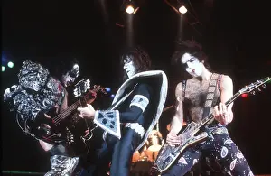 Kiss Performing
