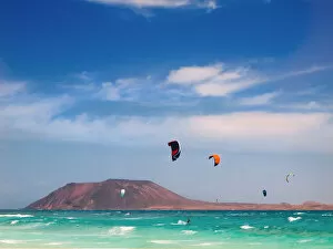 Images Dated 17th May 2014: Kitesurfers in Fuerteventura island