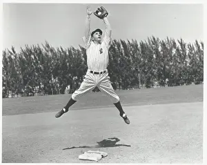 Bill Knickerbocker Catching Baseball
