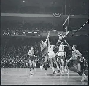 Knicks and Detroit at the Garden