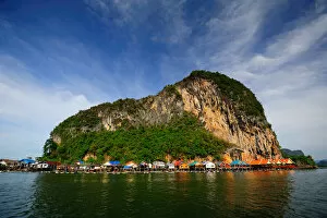 Images Dated 6th March 2012: Koh panyi island