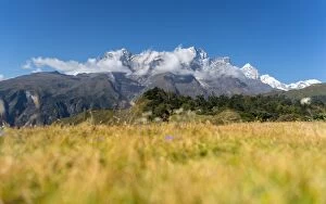 Khumbu Gallery: Kongde Ri mountain peak, Everest region