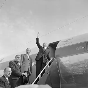 Bonn Prints: Konrad Adenauer Waving