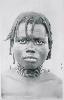 Artisanship Prints: Kukuruku Female in Braided Style and Necklace