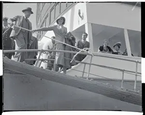 Gangway Prints: La Garbo is Back