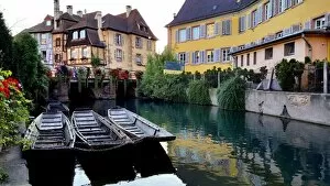 Images Dated 6th September 2016: La Petite Venise (Little Venice) with moored excursion boats, Colmar, Alsace, France