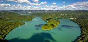 Images Dated 15th July 2014: Lac de Vouglans reservoir, Cernon, Franche-Comte, France