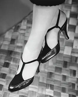 Shoe Prints: Ladies Shoes