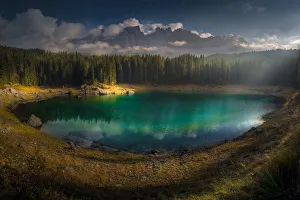 Images Dated 3rd February 2018: Lake Karersee with reflection