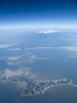 Images Dated 7th November 2008: Lake Urmia, Iran