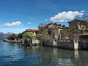 Images Dated 14th April 2016: Lakefront View Of Orta San Giulio, Lake Orta, Northern Italy
