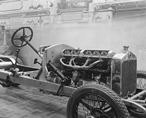 Engine Gallery: Lanchester Motor