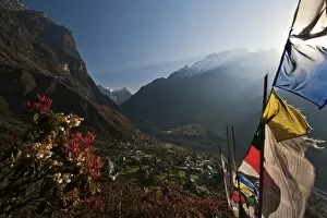 Images Dated 20th April 2012: Landscape of Lachung area, North Sikkim, India