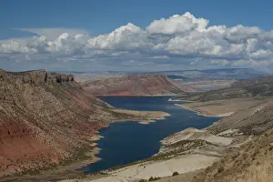Landscape with mountains and winding river in Flaming Gorge National Recreation Area, Sheep creek canyon, Utah, USA