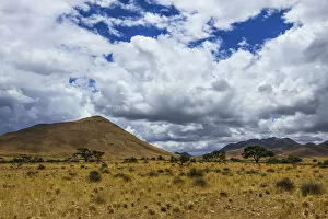 Images Dated 8th February 2012: Landscape in the south of Namibia, Africa
