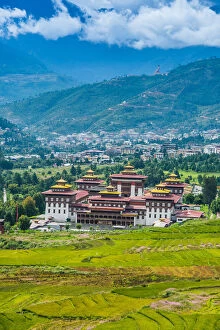 Images Dated 30th September 2012: Landscape of Trashi Chhoe Dzong, Thimphu