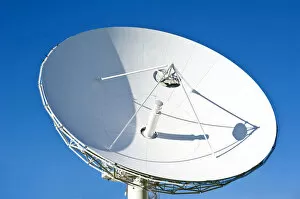 Images Dated 30th May 2012: Large satellite dish, Auckland, New Zealand, PublicGround