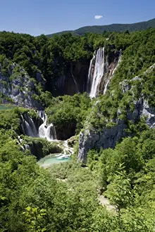 Croatian Prints: Large Waterfall, Veliki Slap Waterfall, Plitvice Lakes National Park, Croatia, Europe