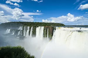 Images Dated 21st January 2011: Largest waterfalls of Iguazu Falls, Argentina