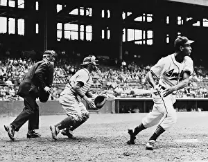Hitting Prints: Lary Doby Heading To First Base