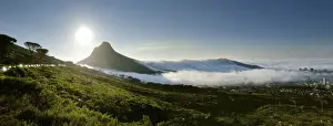 Late afternoon mist comes in over Cape Towns city bowl