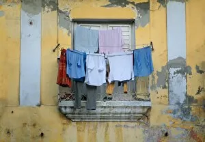 Images Dated 2nd August 2012: Laundry drying outside window