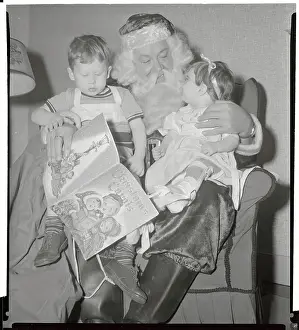 Poliomyelitis Prints: Lauritz Melchior as Santa Claus Sitting with Children