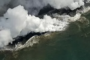 Images Dated 5th March 2007: Lava flowing into the Pacific Ocean, Kilauea, Big Island, Hawaii, United States