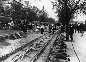 H Tra Tram Prints: Laying Tramways