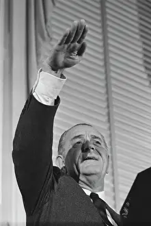 Huty25542 Prints: LBJ At The National Press Club, 1969