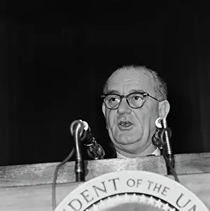 Huty25545 Prints: LBJ In NYC
