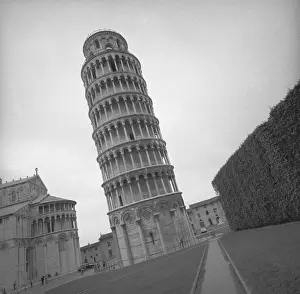 Campanile Prints: Leaning Tower in Pisa, Ialy, (B&W)