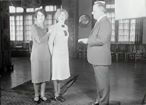 Lee J Prints: Lee Eastman with Two Women