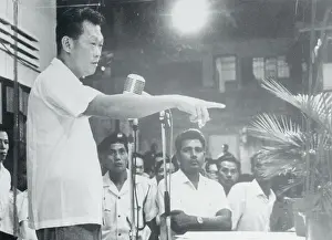 Lee Kuan Yew Speaking at a Meeting