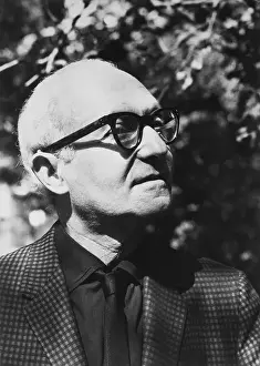 Ukrainian Prints: Lee Strasberg Pausing Outdoors