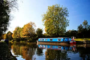 Images Dated 28th October 2011: Leighton Buzzard Grand Union Canal