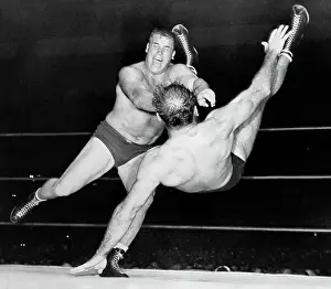 Leo Nomellini Wrestling Against Lou Thesz