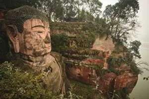 Leshan stone Buddha statue