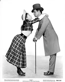 Lac0044 Prints: Leslie Caron And Louis Jourdan In Gigi