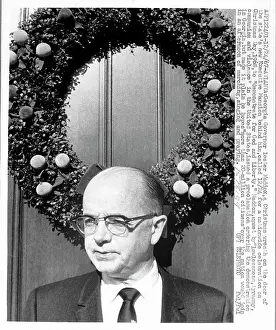 Lester Maddox in front of Wreath