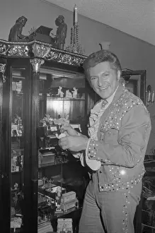 45 49 Years Prints: Liberace