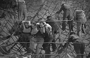 Film Ac Prints: Lift To Safety