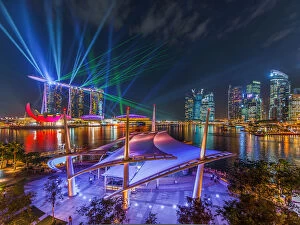 Images Dated 22nd May 2016: Light show at Marina bay Singapore