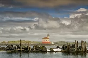 Images Dated 2nd June 2012: lighthouse, nautical, river, pilings