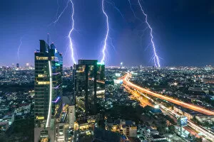 Images Dated 7th May 2012: Lightning Bolts over Bangkok city center, Thailand