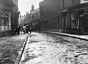 Images Dated 16th April 2018: Limehouse Road