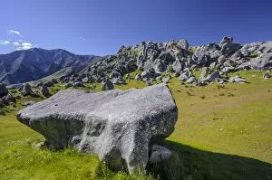 Images Dated 12th December 2011: Limestone rock formations on Castle Hill, South Island, New Zealand, Oceania